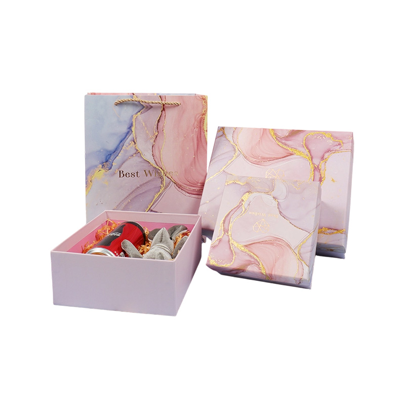 Caja de regalo creativa con logotipo de lámina dorada con patrón de mármol y bolsa de regalo