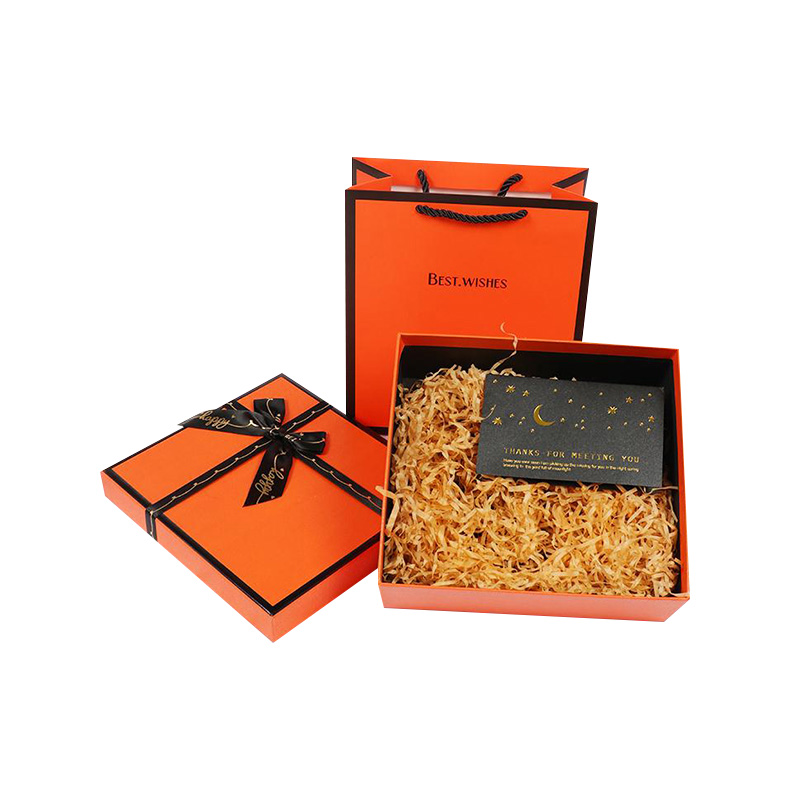 Caja de regalo de cartón sencilla con laminación mate y cinta