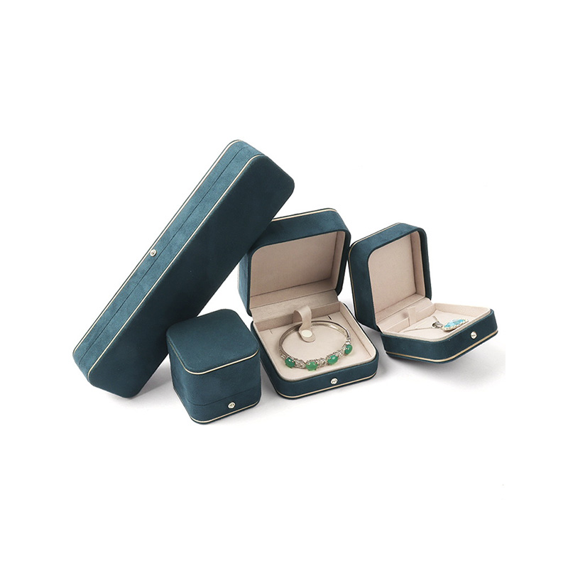 Caja de embalaje de joyería rígida de terciopelo de lámina dorada rectangular de cuatro colores