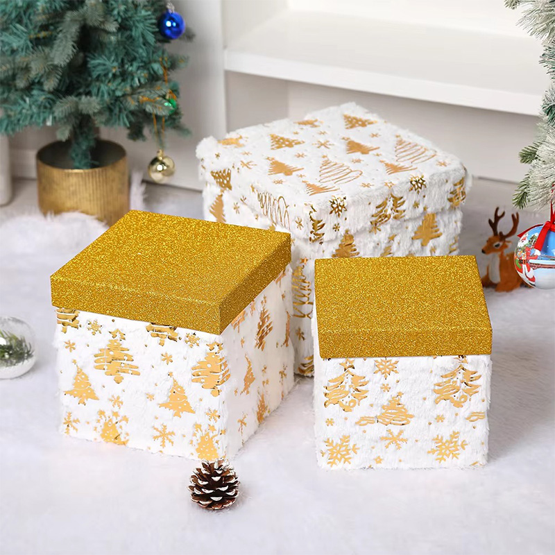 Cajas de Regalo Navideñas de Cartón Forradas con Tela de Felpa y Tapa con Copos de Nieve y Estrellas