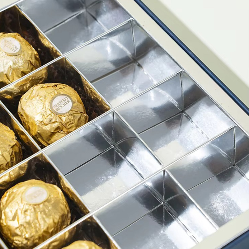 Caja de Embalaje de Cartón para Chocolates con Ventana Transparente y Lazo de Cinta