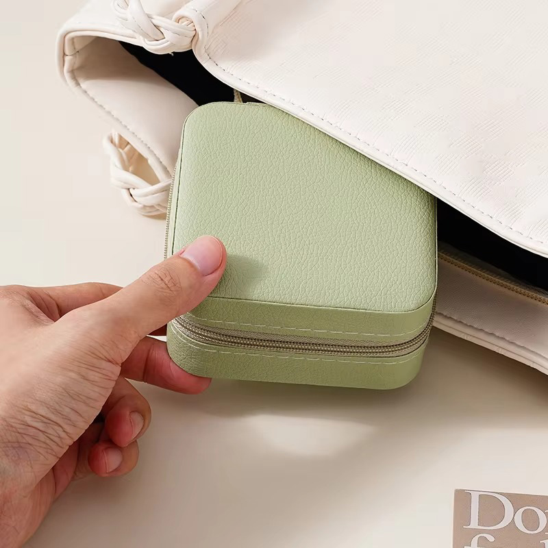 Estuche Organizador y Expositor de Joyería de Cuero PU con Cremallera, Mini y Portátil