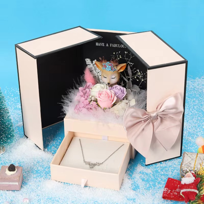 Caja de Regalo Creativa para Joyería con Rosa y Apertura Doble para Anillos, Pendientes y Collares