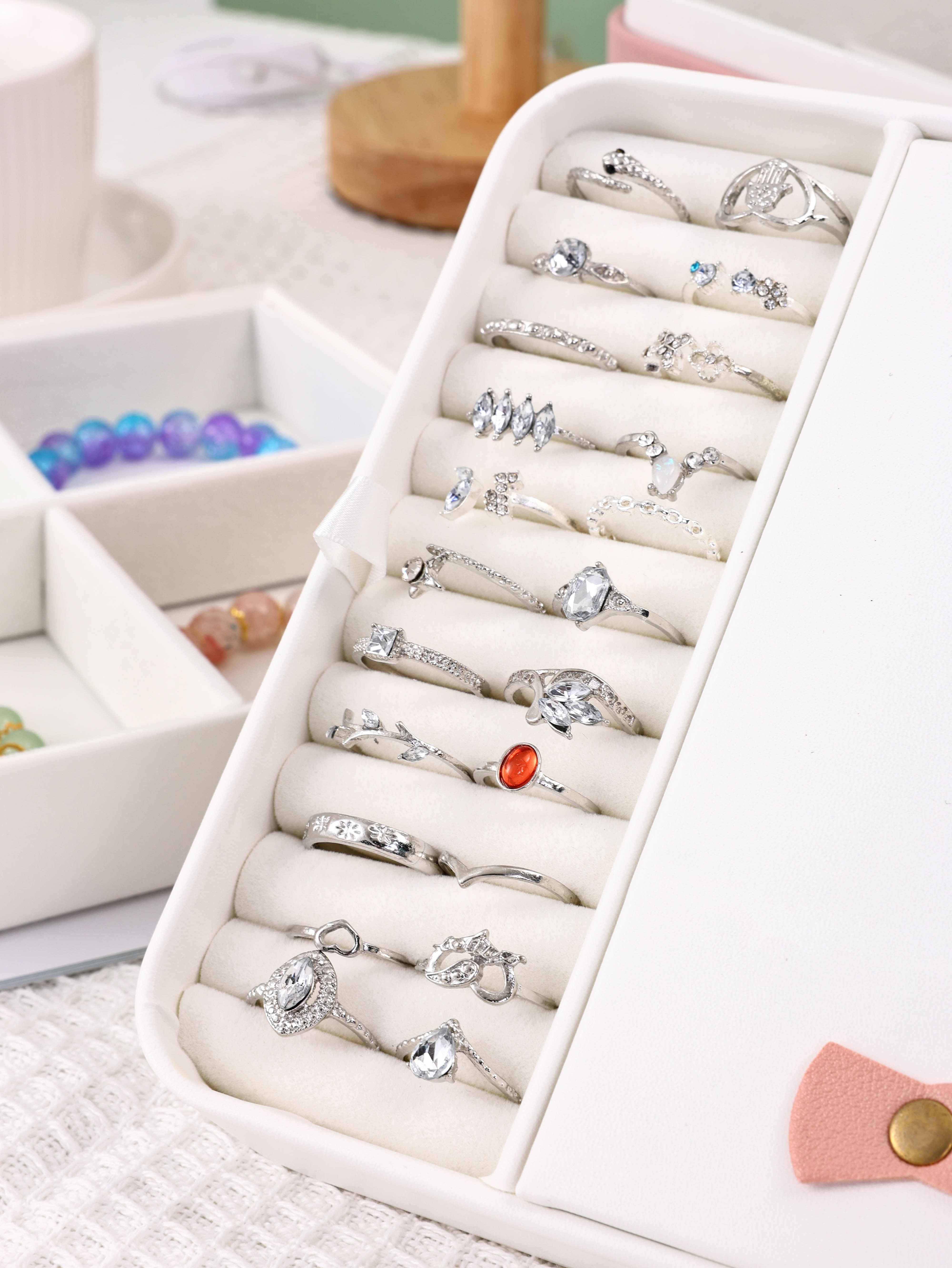 Caja de Almacenamiento para Joyería de Cuero PU y Terciopelo de Dos Niveles con Cajones y Espejo